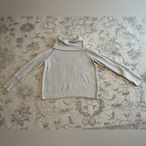 Market & Spruce Gray Turtleneck Sweater
